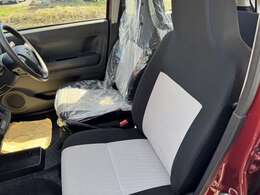 グループ総在庫数約300台以上！！また「メンテナンスサポート」「U-CAR安心サポート」等の購入後のサービスも充実！たくさんのお問い合わせ・ご来店心よりお待ちしております！