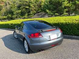 全国格安にて、陸送手配も可能です。直接お電話又はメールを頂ければ、詳しくご説明いたしますので、お気軽にお問い合わせ下さい。