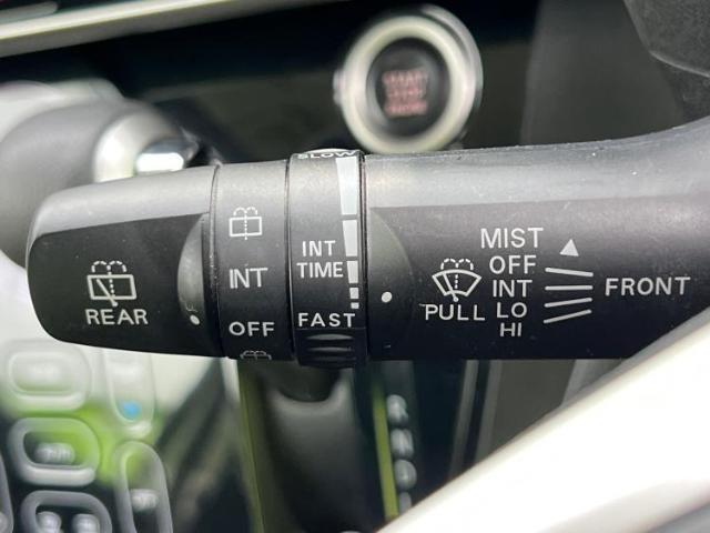 国産車から輸入車まで多様なお客様のニーズのお応えできるように、全国規模で豊富な在庫展開！車のことならWECARSへ！