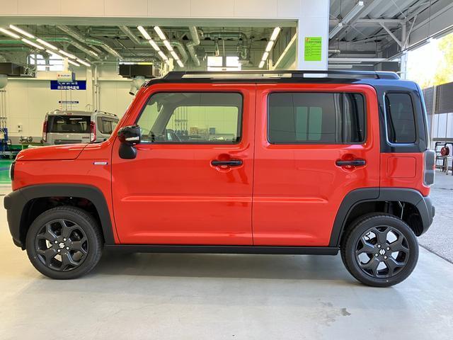 【ルーフレール】キャリアをつければスキー板や車内には積みきれない大きなものも運べてアウトドアレジャーを楽しむ人には欠かせない装備☆ドアミラーはリモート格納機能付きでとても便利です☆