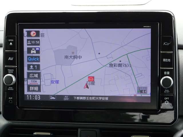 【ナビ】メモリーナビ（MM320D-L）付きです。目的地を設定すれば初めての場所でも簡単に行くことができます。もちろん音楽だって聴けちゃいます♪