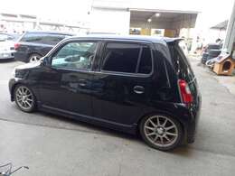 当店は、改造車多数のため、現状確認をして頂けるお客様に販売をしております。是非、現車確認をお願いします！