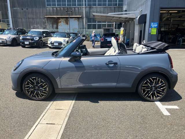 弊社ポリシーとして、全中古車、お忙しく実車確認できないお客様のために実車確認頂かなくとも安心して購入頂けれるクオリティを目指して仕上げております。