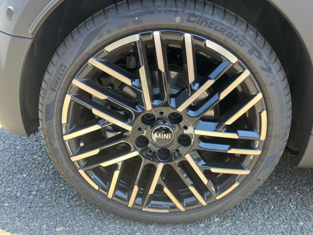 18インチナイトフラッシュスポーク2トーン