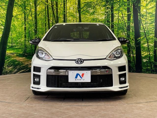 弊社では、全車『修復歴なし』のお車のみ取り扱っております。専任バイヤーによる厳選した仕入れの後、入庫後の車両チェックを行い、ネクステージが認定した高品質な中古車をご提供しております。