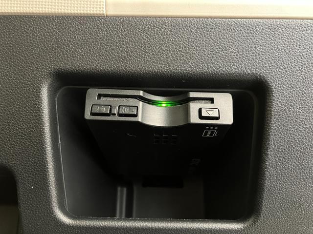 純正ETCがついています。遠出する時でも安心です♪