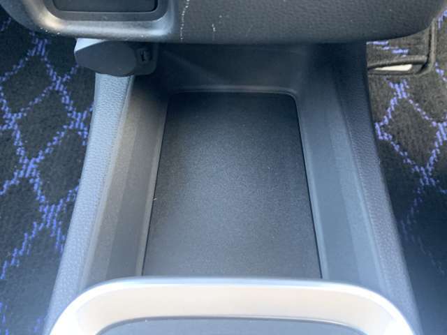 長距離ドライブに飲み物は大事ですよね！それを置ける機能も！