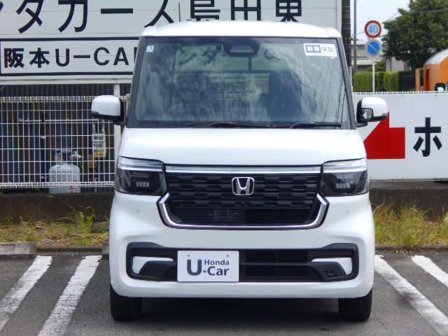 R7年式 N-BOX カスタムターボが入庫しました☆色はプラチナホワイト・パールです♪