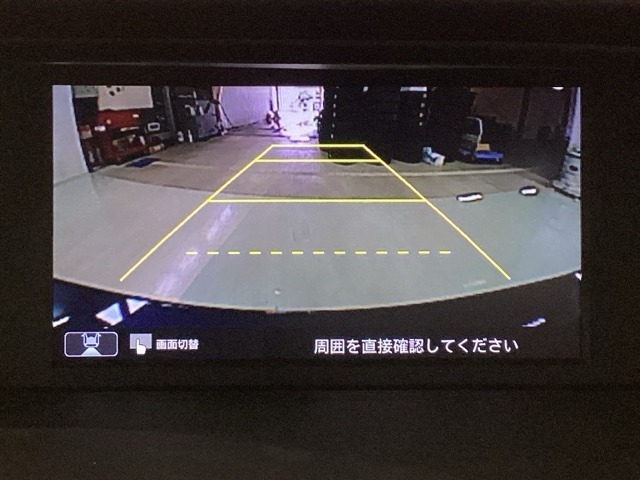 純正メモリーナビとバックカメラ付☆bluetoothオーディオでドライブも好きな音楽を聴いて楽しめます。TV視聴も可能です☆