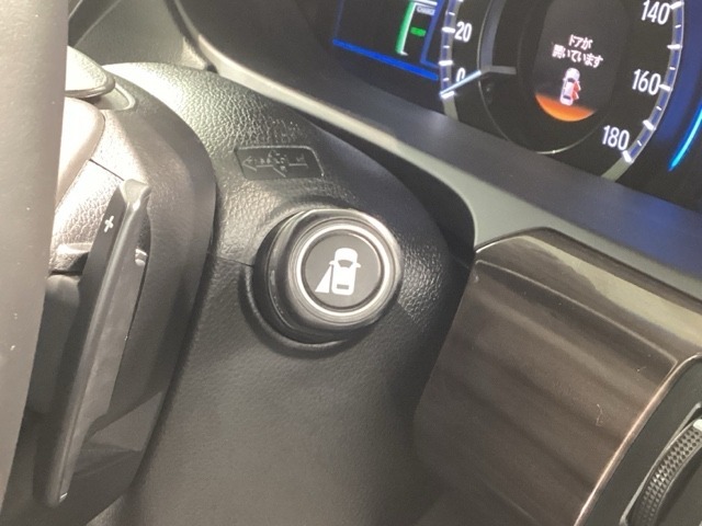 サイドカメラ搭載で駐車も楽々！