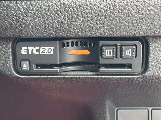 ◆【ETC】有料道路を利用する際に料金所で停止することなく通過できる、ETC車載器（ノンストップ自動料金収受システム機器）が装備されています。セットアップを行うことで利用可能になります。