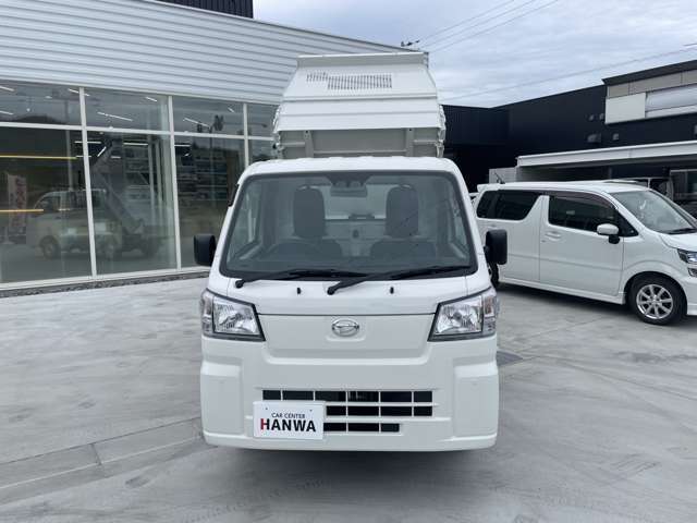 普通車、軽自動車、トラック等新車も各メーカー、毎年多数販売しております。新車もお気軽にご相談ください。