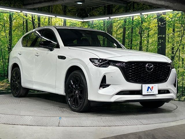 高透明度のガラス皮膜で撥水はもちろん、上質なツヤ・光沢を実現。紫外線や酸性雨から大切な愛車を保護し、色あせ・劣化を防止。「弾スプラッシュコート」、「弾プリミッサコート」からお選びいただけます。