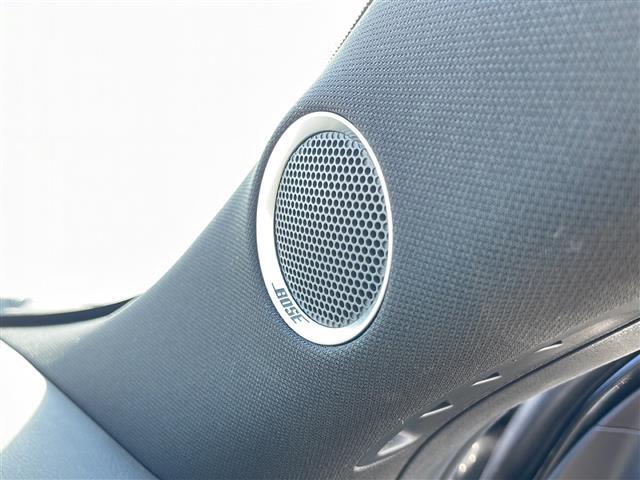 天井の画像です。店舗にて現車の確認もいただけますので、お電話で在庫のご確認の上是非ご来店くださいませ！！！ワクワクするクルマ選びをご提案します！