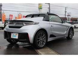 創業50年の信頼と実績を是非あなたもご体験下さい！自社車検工場完備でアフターもばっちりおまかせ下さい！頭金なし・長期ローンOK！ご相談ください！板金・塗装もお任せ下さい！