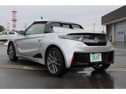 創業50年の信頼と実績を是非あなたもご体験下さい！自社車検工場完備でアフターもばっちりおまかせ下さい！頭金なし・長期ローンOK！ご相談ください！板金・塗装もお任せ下さい！