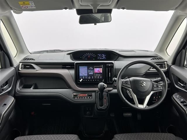 【インパネ全体】全方位で視界が広く、高い目線で運転もしやすいです！