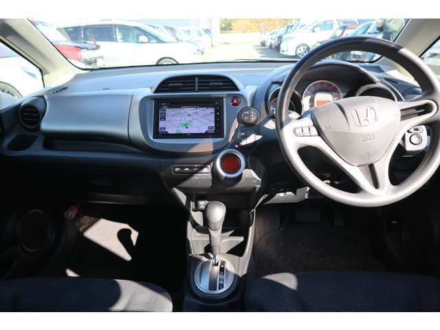 ●軽のオイル交換3千円●タイミングベルト＆ウォーターポンプ＆各シール類交換（部品工賃コミ）5万円●新品ブレーキパッド交換（部品代コミ）1.5万円～●ダイナモやタービン交換もリビルト品使いお安く修理中♪