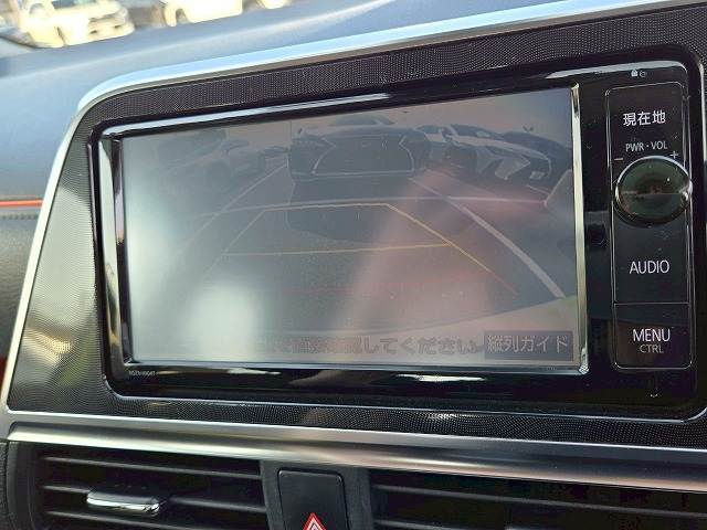 「フルカラーバックモニター」を装備で駐車が苦手な方でも安心です。