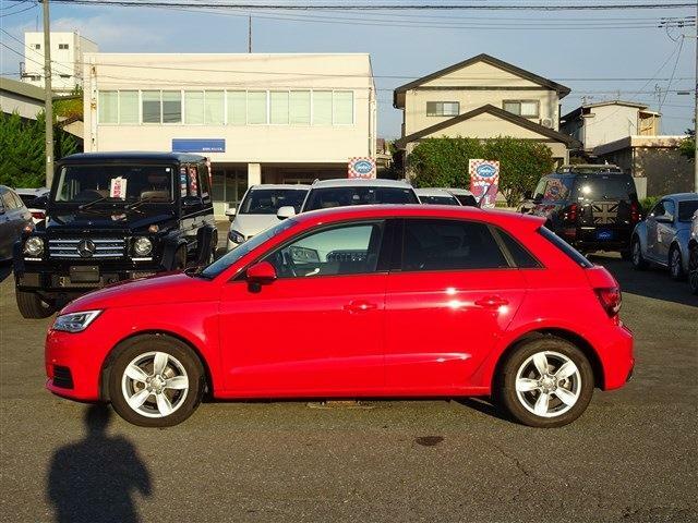 土崎店では輸入車メインで様々な車種をご用意しておりますが、本店のオートバンク大曲店では、国産車をメインで取り扱っておりますのでお気軽にお問合せください。