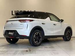 【右斜後】『外装：右斜後側』の画像になります。写真の内容に関してご不明点、ご質問等がございましたらお気軽にガリバー店舗までお問い合わせください。