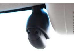 前後ドライブレコーダー搭載で、ドライブもあんしんです。