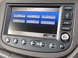 ナビゲーションはホンダ純正HDDナビを装着しております。AM、FM、CD、DVD再生、音楽録音再生、TVがご使用いただけます。初めて訪れた場所でも安心ですね！