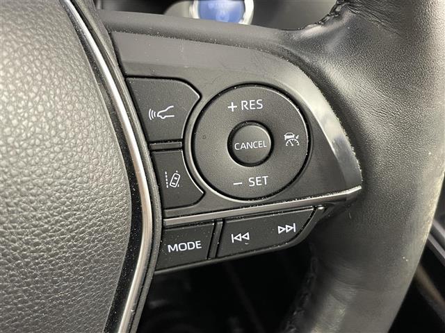 【　アダプティブクルーズコントロール　】設定した車速内で自動で加減速♪先行車との車間距離を適切に維持した追従走行が可能です♪