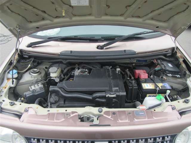 納車時はエンジンル-ムを洗浄クリーニング行います