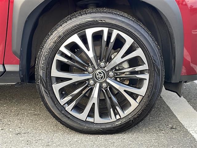 【タイヤ・ホイール】足回りもかっこよく決まってます！社外のアルミやスタッドレスタイヤも取り扱いございます！！ドレスアップもカスタマイズもお任せください！！