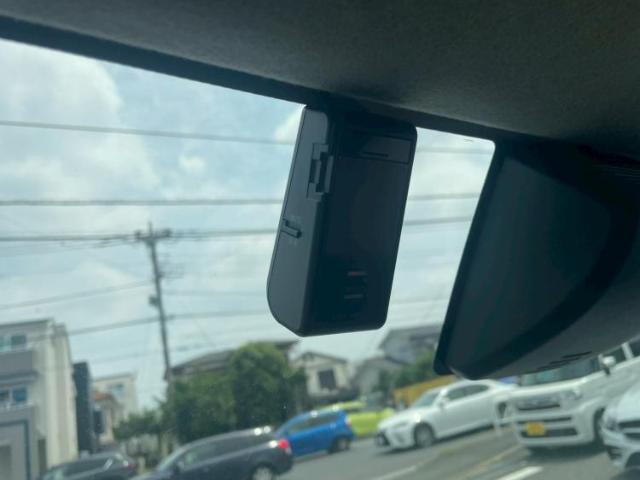 国産車から輸入車まで多様なお客様のニーズのお応えできるように、全国規模で豊富な在庫展開！車のことならWECARSへ！