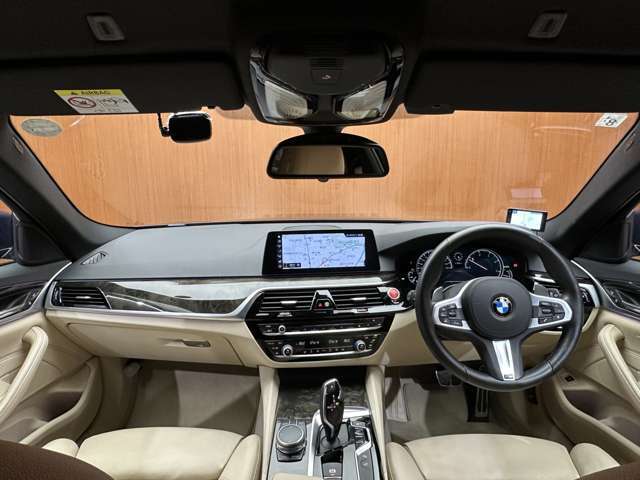 BMW、メルセデス、アウディといったドイツのプレミアムブランド中心とした、各種輸入車ブランドを同時に較べることができます。