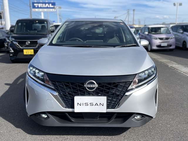 女性の方や初心者の方にも分かりやすくお車のご説明を致します