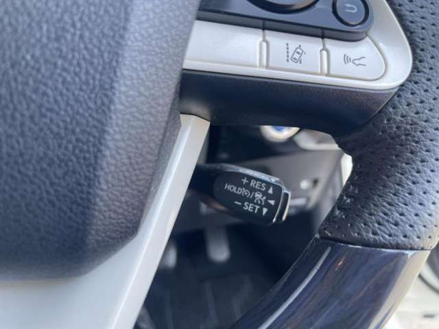 レーダークルーズコントロール付きで快適ドライブ☆