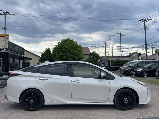 車検・整備・板金・メンテナンス・ドレスアップ・カスタム・お車の事なら何でも当店にお任せください！！