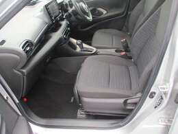 内装ルームクリーニング済みです。しっかり綺麗にしていますので、是非、お確かめください。納車時にはもう一度キレイにいたしますよ！