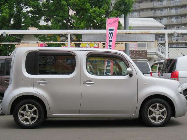 大切に乗ってこられた車ですので状態も良好です。長く乗っていただける1台だと思います♪