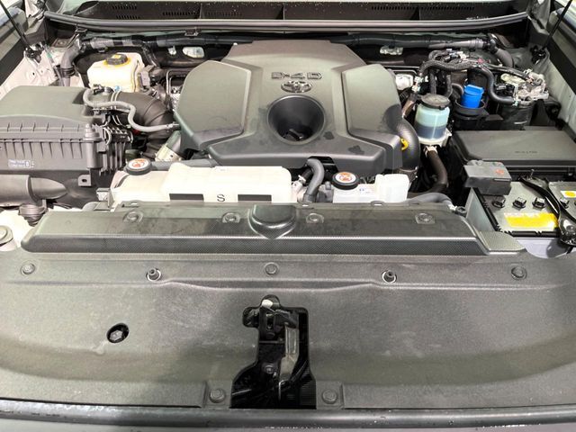 親切・丁寧な専門メカニックスタッフが応対！・車検・点検整備・事故等の修理などアフターサービスも安心。お車のカスタマイズもネクステージのサービススタッフまでご相談ください！