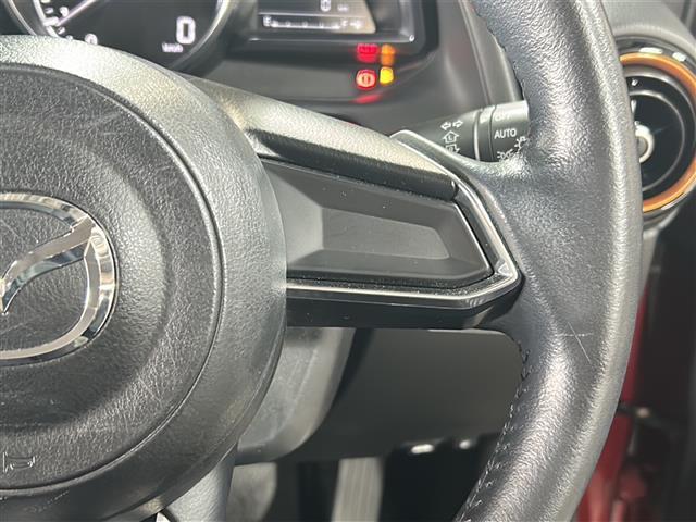 【ハンドル】『ハンドル/ステアリング』の画像になります。写真の内容に関してご不明点、ご質問等がございましたらお気軽にガリバー店舗までお問い合わせください。