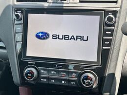 【純正ビルトインナビ】インテリアに溶け込むスタイリッシュな「専用設計ナビ」を装備♪視認性や操作性など基本性能にも優れ、より上質なカーライフをお楽しみいただけます。