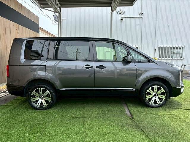 三重県最大級SUV専門店。中古車から新車・登録済未使用車まで品質に拘った車両を幅広く取り扱いしております！
