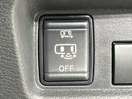 【パワースライドドア】スマートキーや運転席のスイッチでスライドドアの開閉が可能♪電動だから力を入れてドアを開ける必要が無く、小さいお子様でも、重い荷物を持っている時もラクに開け閉めできます♪