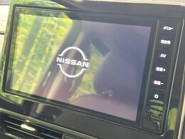 【純正9型ナビ】人気の純正ナビを装備。オーディオ機能も充実しており、Bluetooth接続すればお持ちのスマホやMP3プレイヤーの音楽を再生可能！毎日の運転がさらに楽しくなります！！