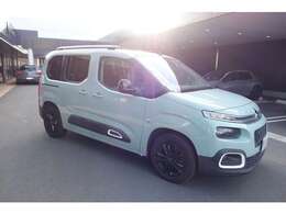 弊社ポリシーとして、全中古車、お忙しく実車確認できないお客様のために実車確認頂かなくとも安心して購入頂けれるクオリティを目指して仕上げております。