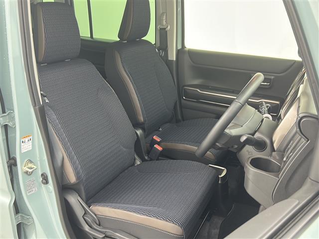 【4人乗り】ゆったりとした座り心地と、車内を広々と使える快適性に長けているので、快適な時間をお過ごしいただけます！