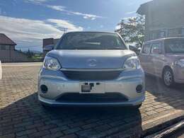 ご成約特典として、エンジンオイル・エレメント交換とワイパーラバー交換を実施し、ご納車致します。　当店整備スタッフが、まごころ込めて整備致します。お問い合わせは0078-6002-361248まで！お待ちしております☆