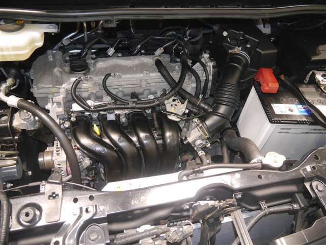 2000ccエンジン☆エンジンルームもしっかり洗浄！