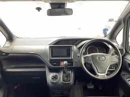 【インパネ全体】全方位で視界が広く、高い目線で運転もしやすいです！