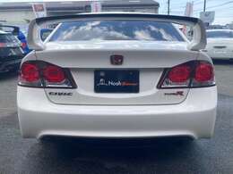 ナビゲーション・オーディオ・ETC取付、交換など各種オプション承ります。　詳しくはスタッフにお尋ねください