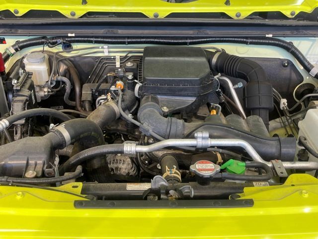親切・丁寧な専門メカニックスタッフが応対！・車検・点検整備・事故等の修理などアフターサービスも安心。お車のカスタマイズもネクステージのサービススタッフまでご相談ください！